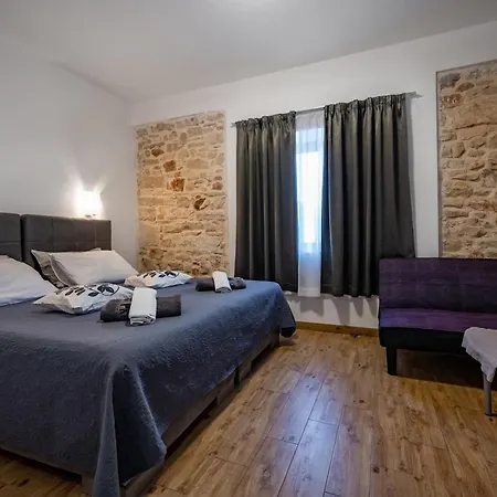 With Free Parking Pula