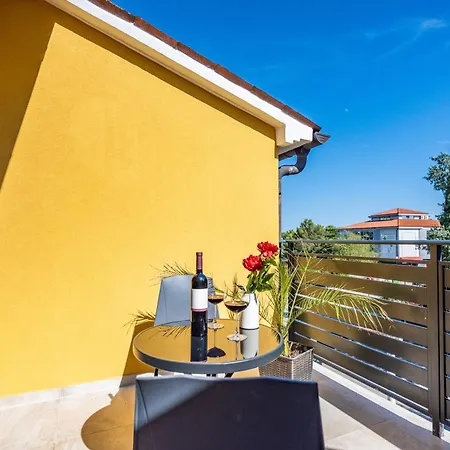 With Free Parking 3* Pula