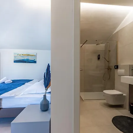 Rooms With Free Parking