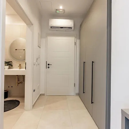 With Free Parking Pula