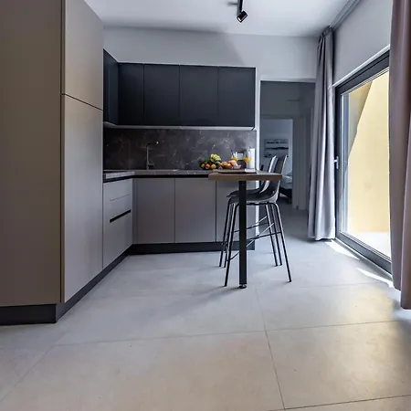 With Free Parking Bed & Breakfast 3*