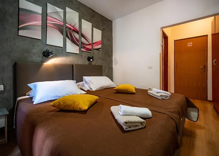 With Free Parking 3* 풀라