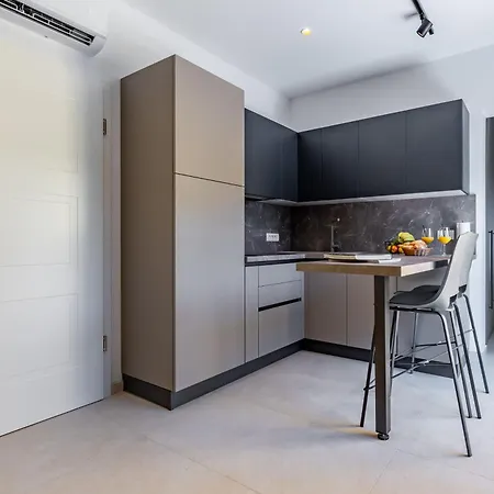 Rooms With Free Parking krevet i doručak *