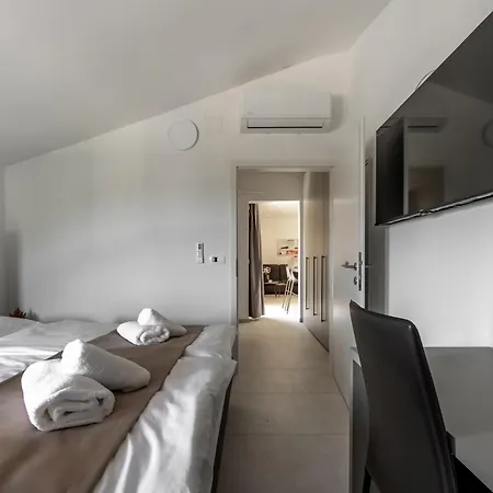 krevet i doručak Rooms With Free Parking